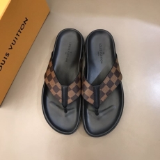 Louis Vuitton Slippers